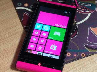 Windows Phone 7.8になったIS12T。